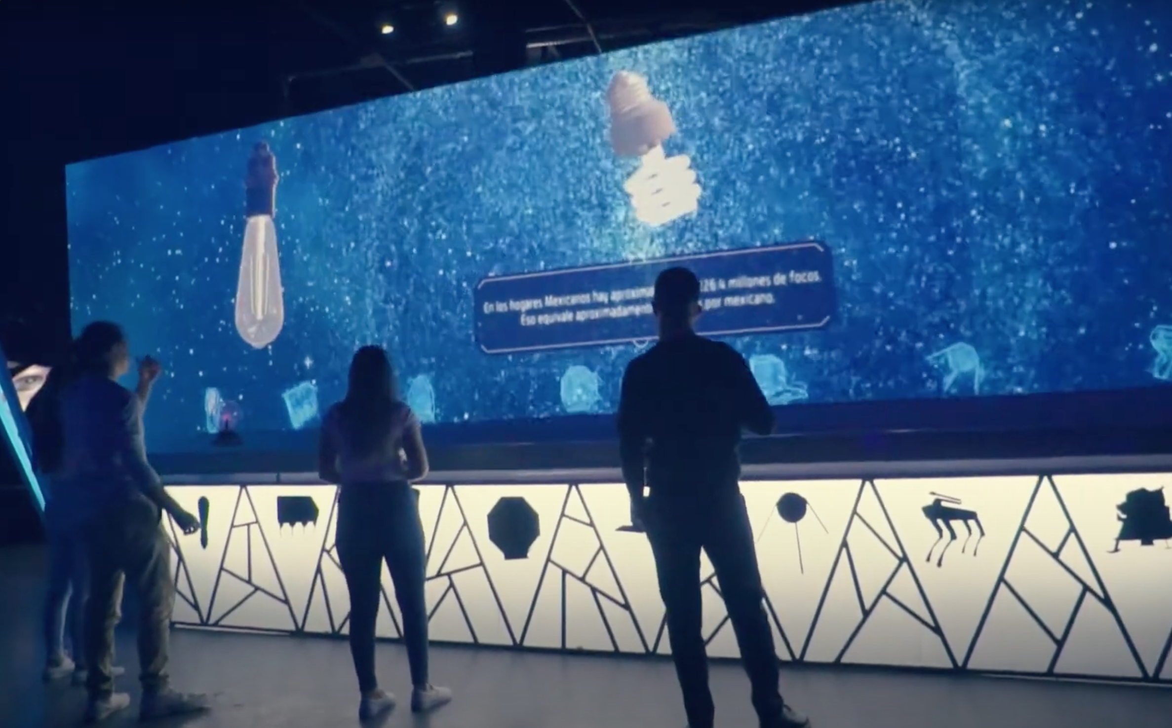 Installed interactive exhibit at Museo Descubre
